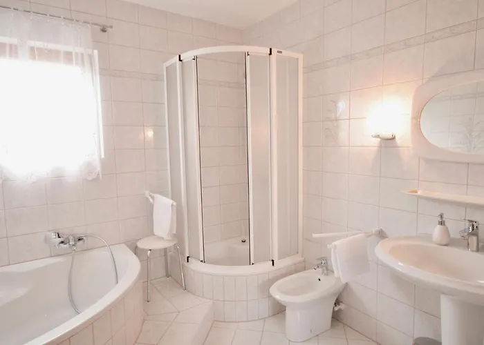 Ferienwohnung Leutschach * 里欧查赫